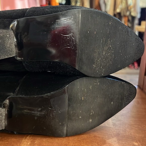 Vintage CAPARROS suede tall embellished boots - Picture 9 of 9